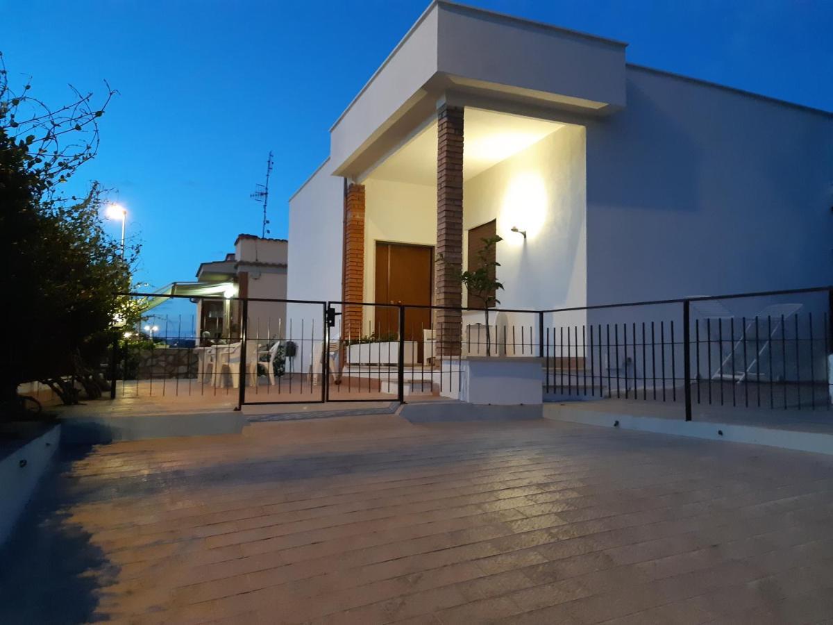 Guest House Al Mare Civitavecchia Zewnętrze zdjęcie